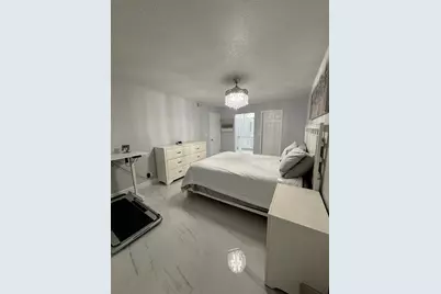 6379  Bay Club Dr, Unit #2, Fort Lauderdale, FL 33308 - Photo 11