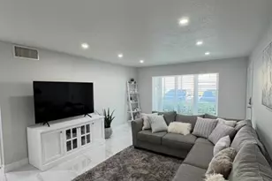 6379 Bay Club Dr, Fort Lauderdale, FL 33308 - Photo 3