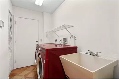 8170  Hampton Wood Dr, Boca Raton, FL 33433 - Photo 17