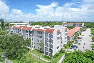 250 NE 20th St, Boca Raton, FL 33431 - Photo 23