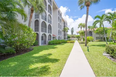 250 NE 20th St, Unit #419, Boca Raton, FL 33431 - Photo 17