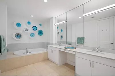 63  Isle Of Venice Dr, Unit #63, Fort Lauderdale, FL 33301 - Photo 15