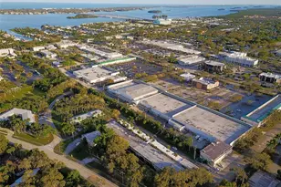 677 Royal Palm Blvd, Vero Beach, FL 32960 - Photo 3