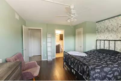 677  Royal Palm Blvd, Unit #8, Vero Beach, FL 32960 - Photo 21