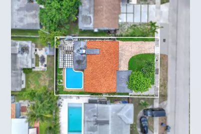 1121 N 66th Ter, Hollywood, FL 33024 - Photo 3