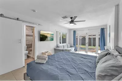 1121 N 66th Ter, Hollywood, FL 33024 - Photo 15