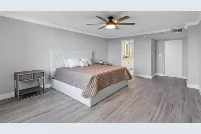 777  Bayshore Dr, Unit #705, Fort Lauderdale, FL 33304 - Photo 11