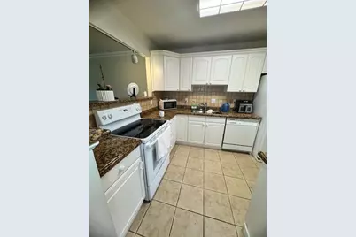 2850 N Palm Aire Drive, Unit #207, Pompano Beach, FL 33069 - Photo 23