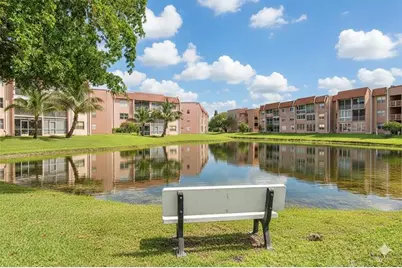 9460  Sunrise Lakes Blvd, Unit #202, Sunrise, FL 33322 - Photo 29