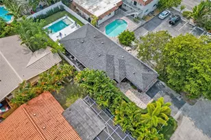 1280 NE 40th St, Oakland Park, FL 33334 - Photo 43