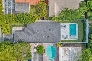 1280 NE 40th St, Oakland Park, FL 33334 - Photo 3