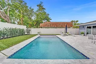 1280 NE 40th St, Oakland Park, FL 33334 - Photo 7