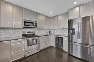 1280 NE 40th St, Oakland Park, FL 33334 - Photo 27