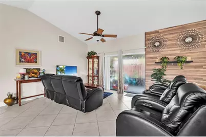 8621 NW 46th Ct, Lauderhill, FL 33351 - Photo 21