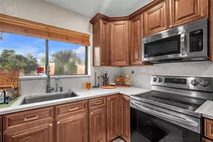 8621 NW 46th Ct, Lauderhill, FL 33351 - Photo 17