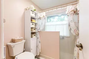 3032 Lakeshore Dr, Deerfield Beach, FL 33442 - Photo 13