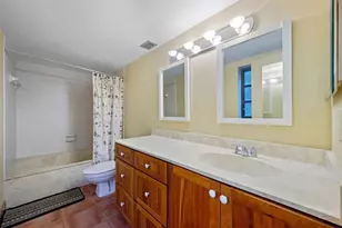 2206 S Cypress Bend Dr, Pompano Beach, FL 33069 - Photo 21