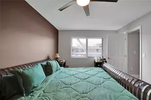 10700 NW 30th Pl, Sunrise, FL 33322 - Photo 11