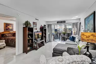 3060 Holiday Springs Blvd, Margate, FL 33063 - Photo 9