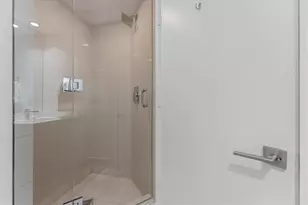 650 NE 32nd St, Miami, FL 33137 - Photo 35