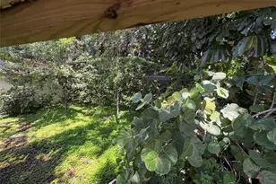 2109 Pinehurst Dr, West Palm Beach, FL 33407 - Photo 17