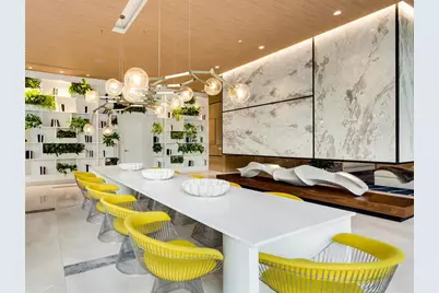 55 SW 9th St, Unit #2210, Miami, FL 33130 - Photo 13