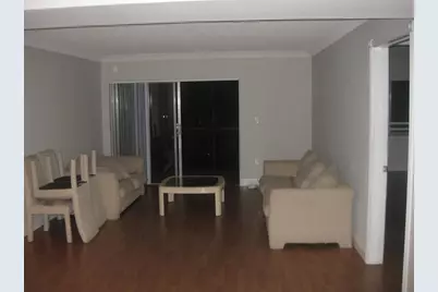 711  N. Pine Island Rd, Unit #301, Plantation, FL 33324 - Photo 3