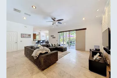 1673  Victoria Pointe Cir, Weston, FL 33327 - Photo 31