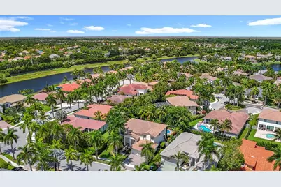 1673  Victoria Pointe Cir, Weston, FL 33327 - Photo 7