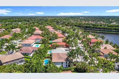 1673  Victoria Pointe Cir, Weston, FL 33327 - Photo 77