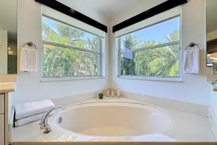 1673 Victoria Pointe Cir, Weston, FL 33327 - Photo 61