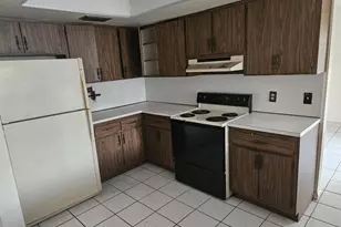 8548 NW 24th Ct, Coral Springs, FL 33065 - Photo 9