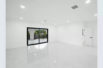 10201 SW 64th St, Miami, FL 33173 - Photo 23