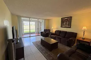 901 Cypress Terrace, Pompano Beach, FL 33069 - Photo 17