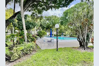 901  Cypress Ter, Unit #103, Pompano Beach, FL 33069 - Photo 47
