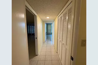 901  Cypress Ter, Unit #103, Pompano Beach, FL 33069 - Photo 43
