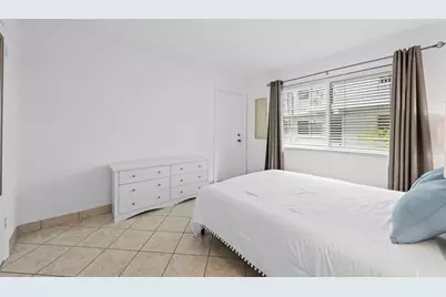 1000 SE 15th St, Unit #103, Fort Lauderdale, FL 33316 - Photo 9