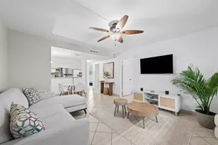 1000 SE 15th St, Fort Lauderdale, FL 33316 - Photo 1