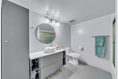 100  Golden Isles Dr, Unit #611, Hallandale Beach, FL 33009 - Photo 19