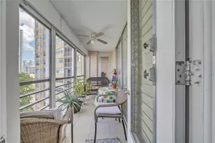 100 Golden Isles Dr, Hallandale Beach, FL 33009 - Photo 23