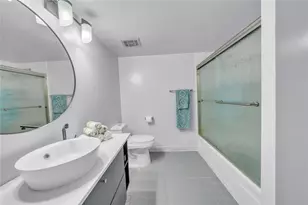 100 Golden Isles Dr, Hallandale Beach, FL 33009 - Photo 21