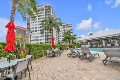 100  Golden Isles Dr, Unit #611, Hallandale Beach, FL 33009 - Photo 33