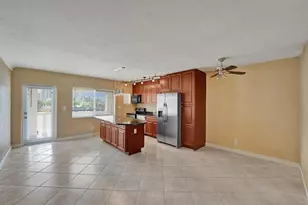 2895 NE 32nd St, Fort Lauderdale, FL 33306 - Photo 3