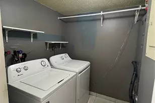 6560 SW 41st Pl, Davie, FL 33314 - Photo 13