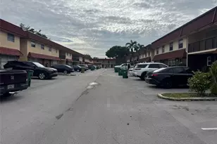 6560 SW 41st Pl, Davie, FL 33314 - Photo 3