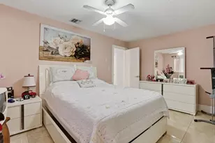 4818 SW 11th Ct, Plantation, FL 33317 - Photo 15