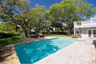 902  Holoma Dr, Vero Beach, FL 32963 - Photo 39