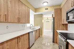 101 S Ocean Dr, Deerfield Beach, FL 33441 - Photo 25