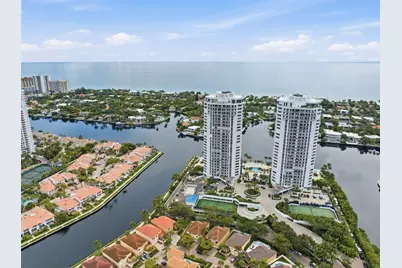 3675 N Country Club Dr, Unit #602, Aventura, FL 33180 - Photo 35