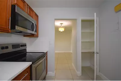 9 NE 19th Ct, Unit #119C, Wilton Manors, FL 33305 - Photo 3